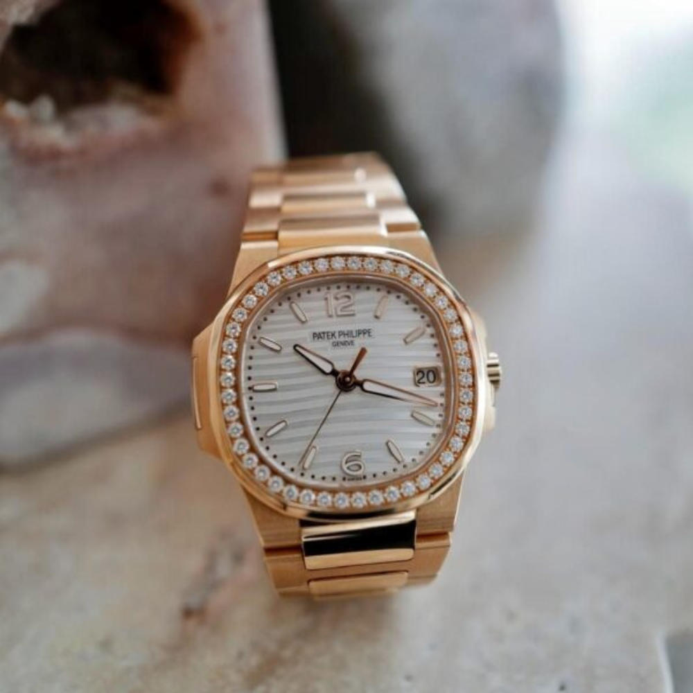 Patek Philippe Ladies Nautilus 7010/1R-011 - Image 3
