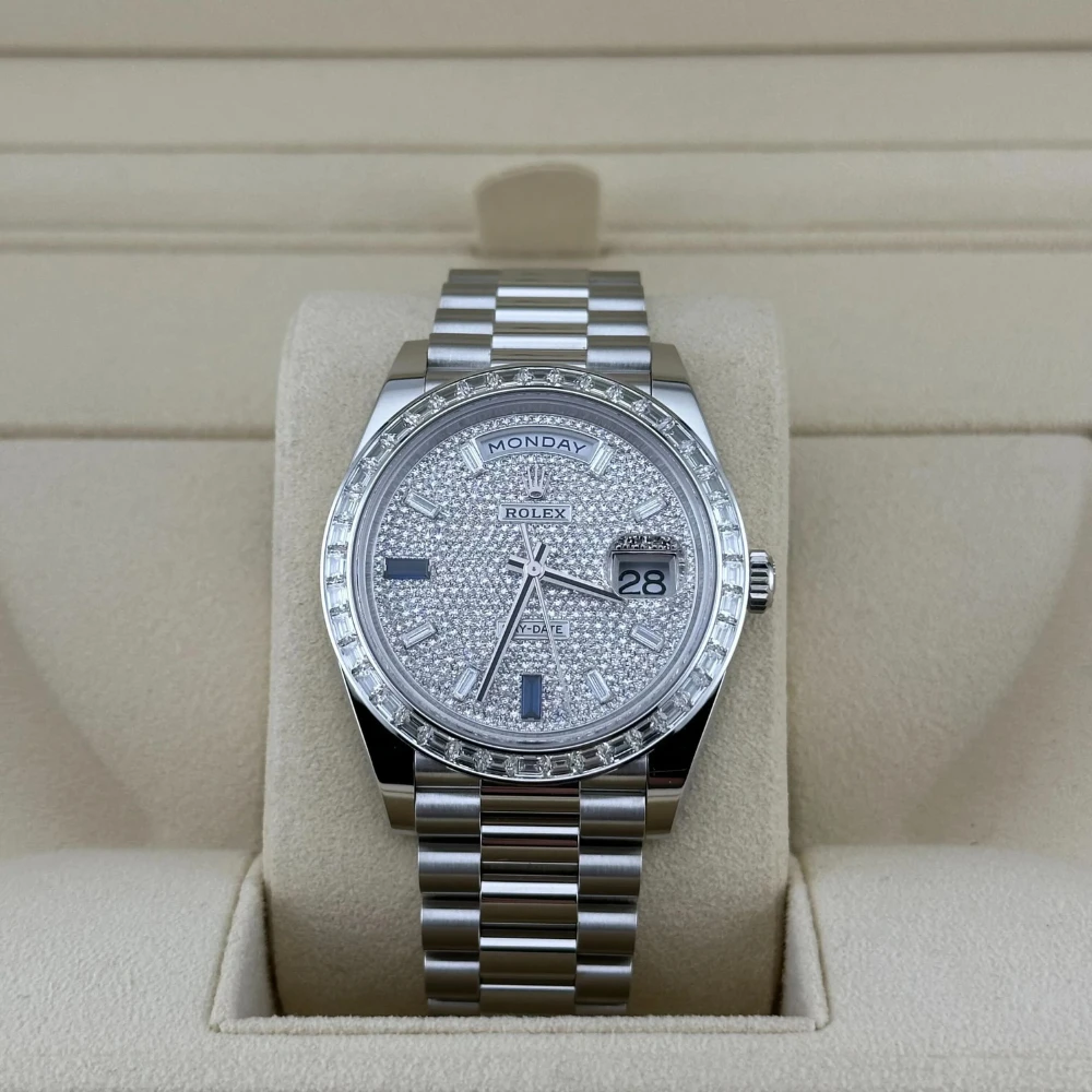 Rolex Day-Date 40 228396TBR Platinum Diamond Bezel Diamond-Paved Sapphire Dial - Image 3